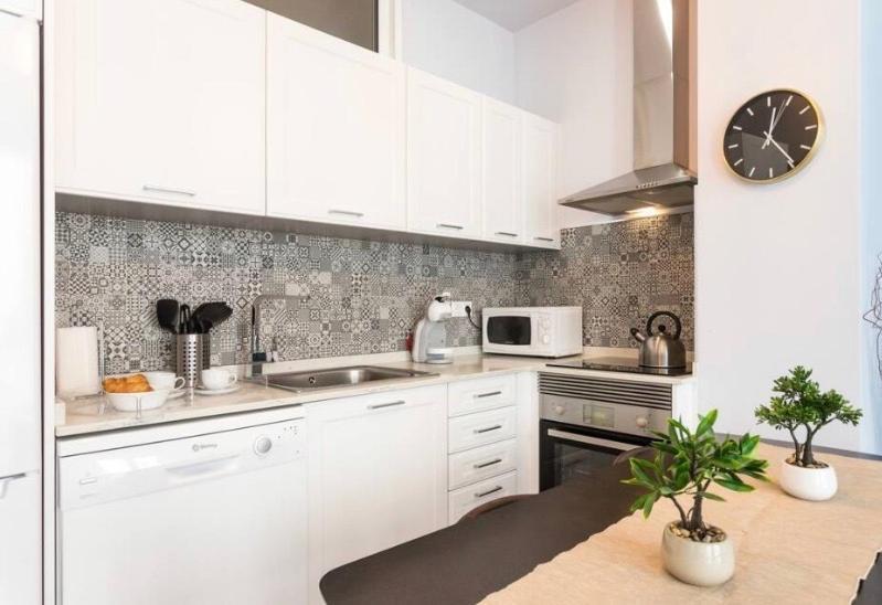 אליקאנטה Lovely Barrio Apartment מראה חיצוני תמונה