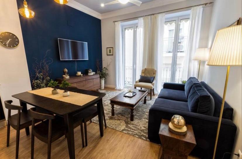 אליקאנטה Lovely Barrio Apartment מראה חיצוני תמונה